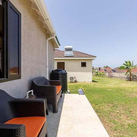 Sun Shine Luxury Villas 2 Bedroom Pool & Gym Ocho Rios St Ann Eksteriør bilde